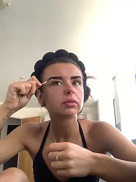 Amberbanxx online show from May 1, 9:36 am