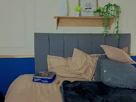 Selena Noir online show from March 13, 6:36 pm