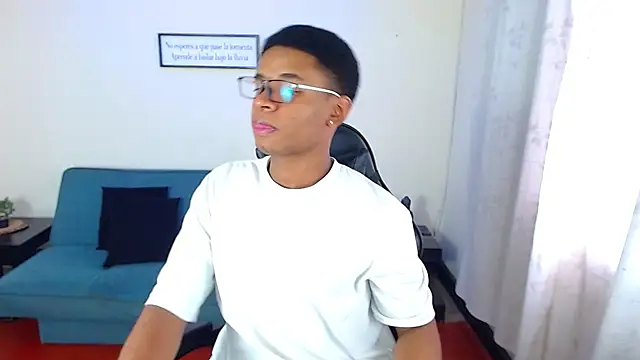 liiam3 online show from March 6, 8:49 pm