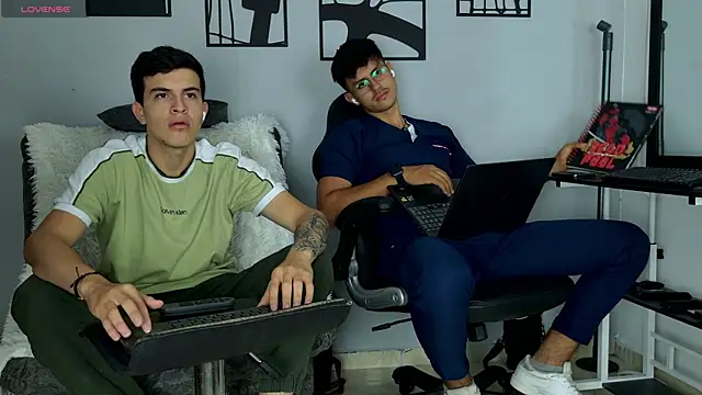 nico pelusa online show from March 9, 10:30 am