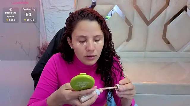 Snapshot of Natasha__tp chatting on May 16, 12:37 pm Natasha tp online show from May 16, 12:37 pm
