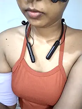 Snapshot of ASHANYA_JAYASOORIYA chatting on May 20, 1:17 pm ASHANYA JAYASOORIYA online show from May 20, 1:17 pm