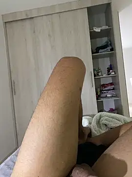 Snapshot of katasanz chatting on May 13, 11:29 am katasanz online show from May 13, 11:29 am