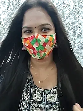 Snapshot of Tamil_Charu_ chatting on May 11, 3:07 pm Tamil Charu online show from May 11, 3:07 pm