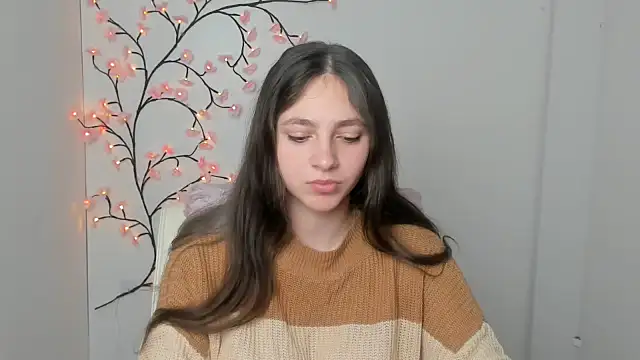 KissMeJulia online show from March 20, 6:18 am