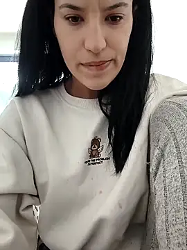 Snapshot of pussi12 chatting on February 22, 8:57 am pussi12 online show from February 22, 8:57 am