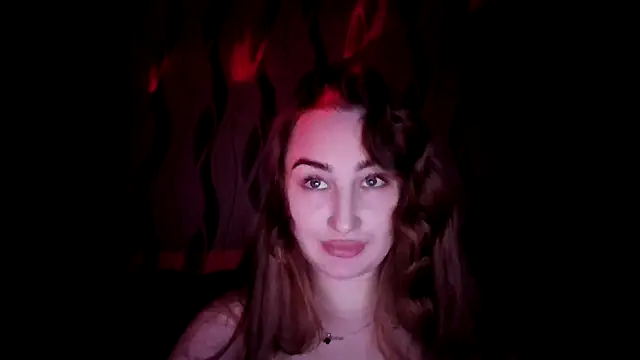 Elaine Bell online show from March 6, 6:15 pm