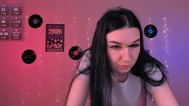 Snapshot of olivia_rage chatting on May 22, 11:05 am olivia rage online show from May 22, 11:05 am
