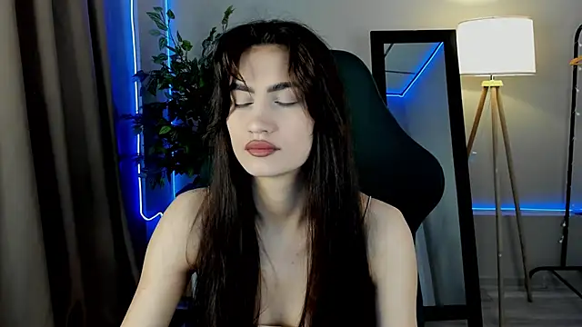 Snapshot of Adele_Lanea chatting on May 7, 12:38 am Adele Lanea online show from May 7, 12:38 am