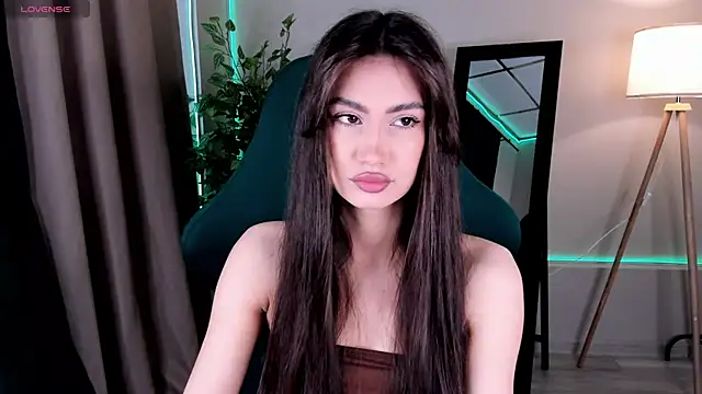 Snapshot of Adele_Lanea chatting on May 15, 12:06 am Adele Lanea online show from May 15, 12:06 am