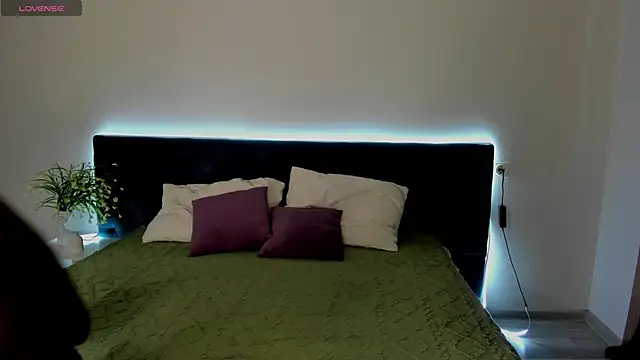 Snapshot of Adele_Lanea chatting on May 28, 1:03 am Adele Lanea online show from May 28, 1:03 am
