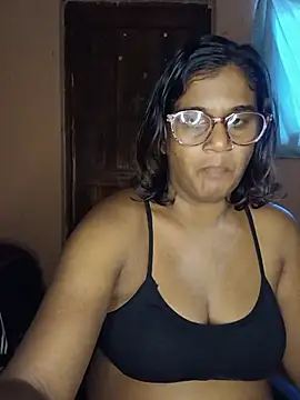 Snapshot of indianstrawberrylips4u chatting on June 19, 6:07 am indianstrawberrylips4u online show from June 19, 6:07 am