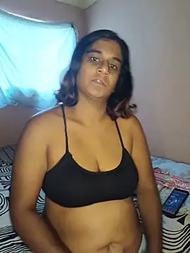 Snapshot of indianstrawberrylips4u chatting on June 24, 7:40 am indianstrawberrylips4u online show from June 24, 7:40 am