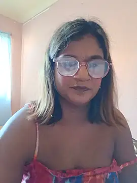 Snapshot of indianstrawberrylips4u chatting on July 20, 10:50 am indianstrawberrylips4u online show from July 20, 10:50 am