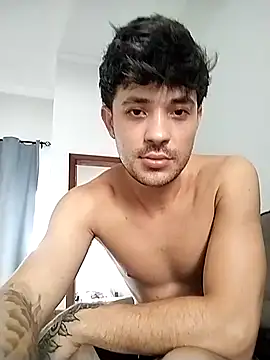 machodotado97 online show from February 18, 7:21 pm