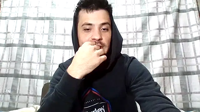 machodotado97 online show from April 28, 6:35 pm
