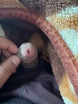 youngboywithcurvymilf online show from March 13, 9:05 am