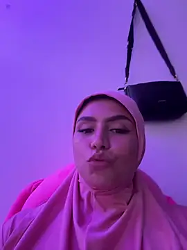 Snapshot of Darsha_Khemu chatting on April 28, 8:36 pm Darsha Khemu online show from April 28, 8:36 pm