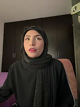 Snapshot of Darsha_Khemu chatting on July 2, 9:10 pm Darsha Khemu online show from July 2, 9:10 pm