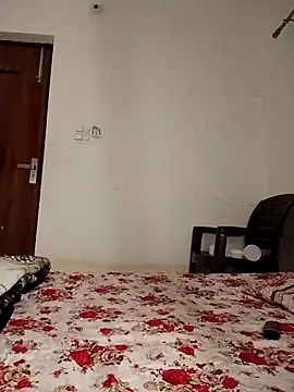 cute girl 29 online show from April 15, 3:52 pm