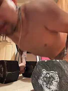 Simone026 online show from March 27, 3:45 am