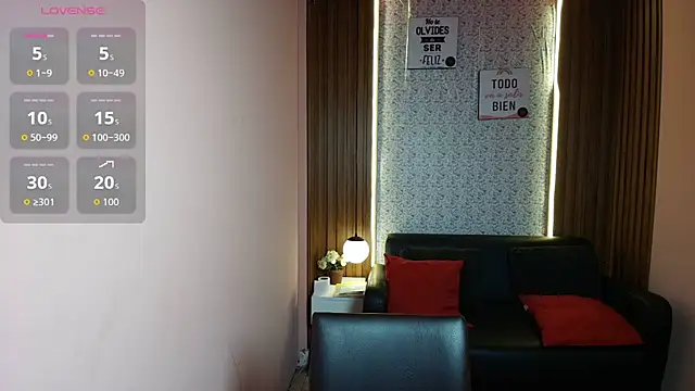 MoriahStorm online show from July 18, 12:53 pm