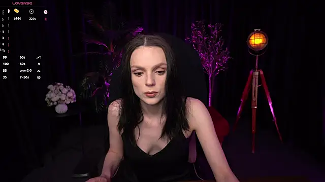 Wild Alice me online show from April 24, 3:03 pm
