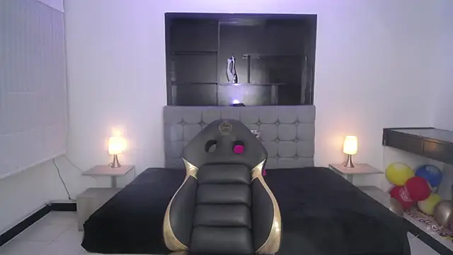 Snapshot of Sweett_liia_ chatting on July 19, 12:09 pm Sweett liia online show from July 19, 12:09 pm