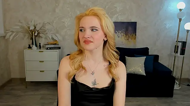 CarryParker online show from March 7, 7:33 pm