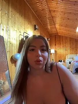 Snapshot of AnessaXrose chatting on March 13, 1:40 pm AnessaXrose online show from March 13, 1:40 pm