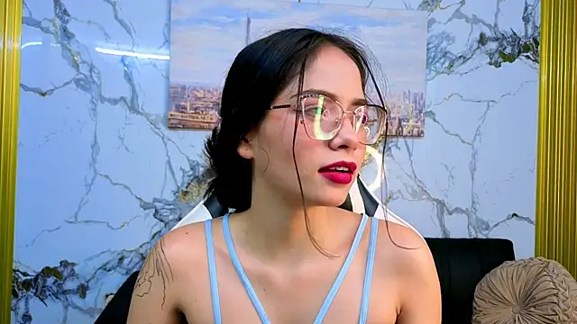 Snapshot of Carolina_pm chatting on July 7, 12:24 am Carolina pm online show from July 7, 12:24 am