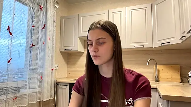 SwappingFate online show from March 10, 12:10 pm