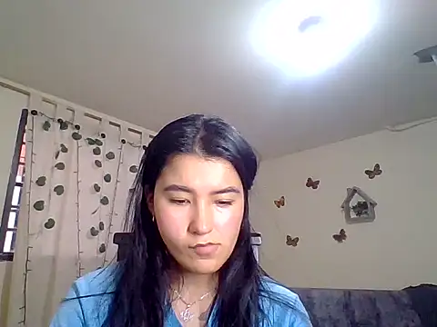 Miiia a online show from May 4, 8:38 pm