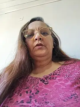 Noemipopi online show from June 24, 7:02 pm