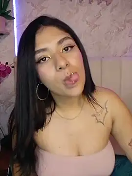 KaileeRoss online show from March 11, 7:20 pm