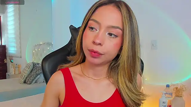 LuuluBerry online show from February 28, 3:02 pm