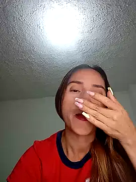 Snapshot of isaa- chatting on July 7, 7:51 pm isaa- online show from July 7, 7:51 pm