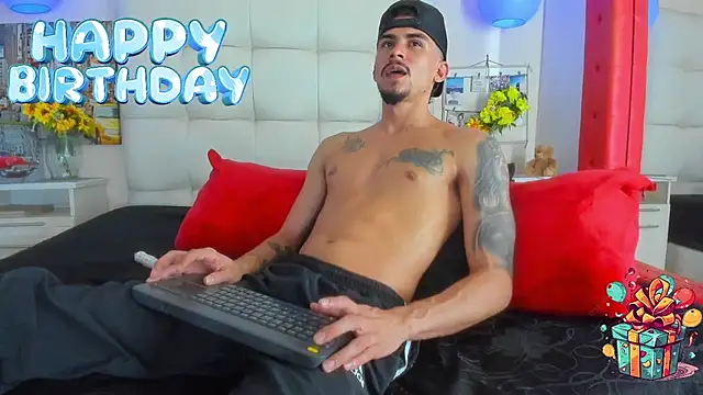 SharonTygaX online show from May 16, 4:28 pm