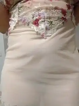 Snapshot of -Nefertiti- chatting on April 27, 12:41 am -Nefertiti- online show from April 27, 12:41 am