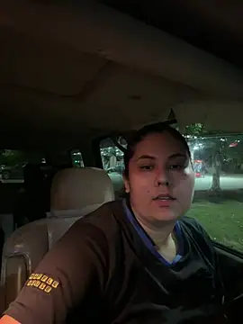 baileybug09 online show from May 3, 7:36 am