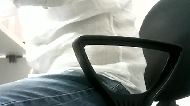 Snapshot of gitano697 chatting on June 18, 1:59 pm gitano697 online show from June 18, 1:59 pm