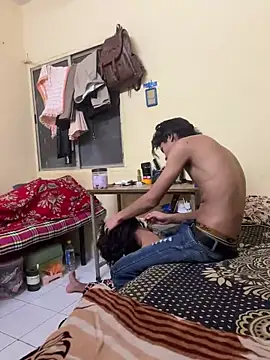Snapshot of boy69cum chatting on February 23, 7:11 pm boy69cum online show from February 23, 7:11 pm