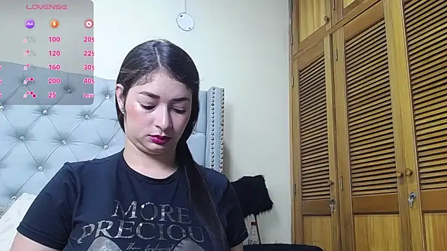 skarlett  36 online show from May 14, 12:34 pm
