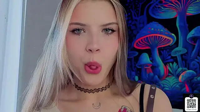 Snapshot of 1kTimes_goodnight chatting on March 7, 6:21 am 1kTimes goodnight online show from March 7, 6:21 am