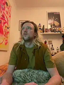 straightalex1995 online show from February 18, 5:09 pm