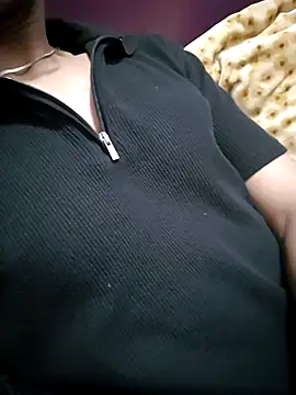 peanutbutteater online show from March 8, 9:24 am