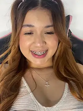 Snapshot of scarleth_marquezz chatting on March 11, 1:55 am scarleth marquezz online show from March 11, 1:55 am