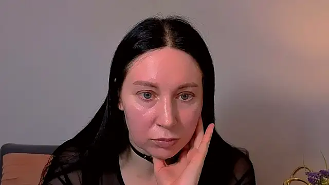 MiaFair online show from February 19, 4:58 pm