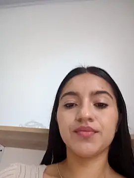 DulceCaroX online show from June 9, 1:01 pm