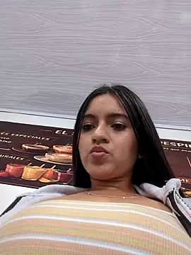 DulceCaroX online show from July 10, 2:08 pm